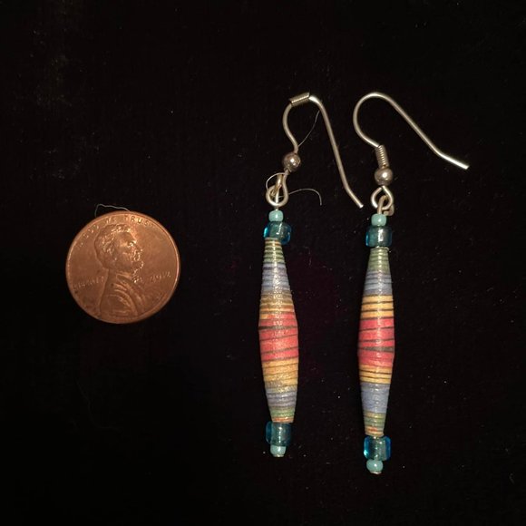 Brand New - Very Cool Paper Earrings - Mixed Colors - Picture 2 of 2